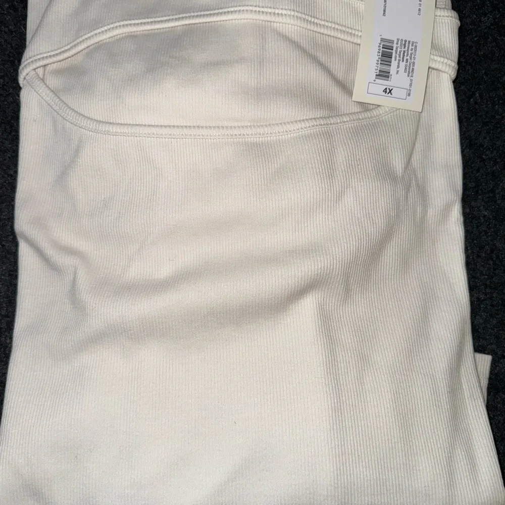 White Ribbed Top - Picture 2 of 5